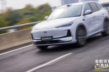 7809人同时在线围观！ 全新吉利银河E5郑州实测到底有多“硬核”？